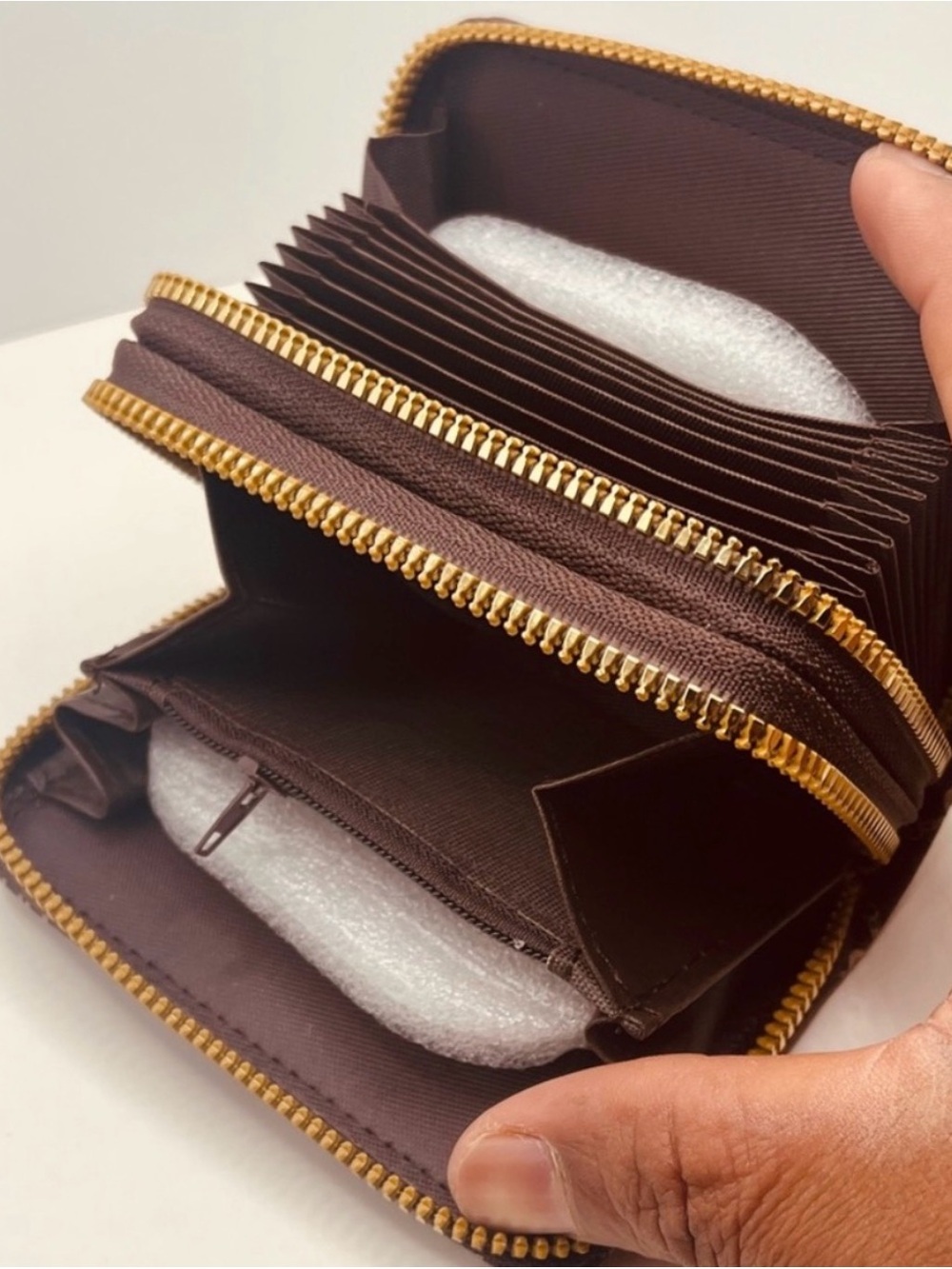 Brown Monogram Chain-Pattern Wallet - Picture 3 of 4